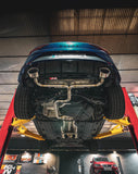 Seat LEON 5F TRAMO FINAL DOBLE + COLAS RS3 + DIFUSOR NEGRO BRILLO + INSTALACIÓN
