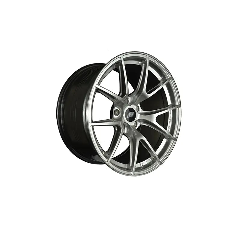 Llantas Racing Division PISTA 18″ BMW M-SPEC