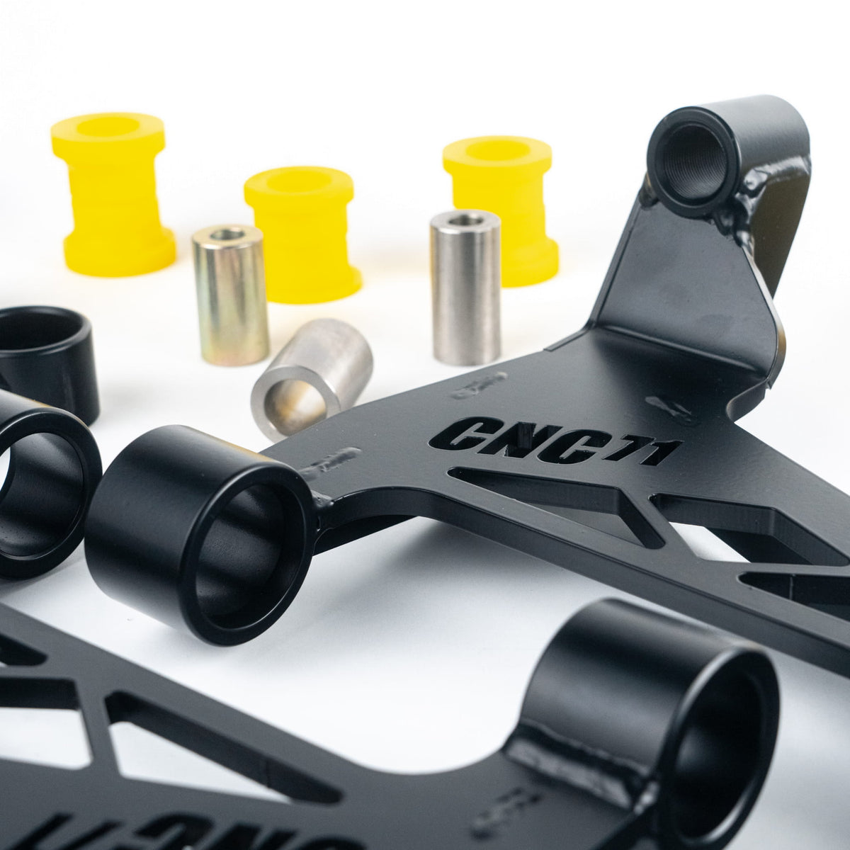 Brazos Superiores Traseros Regulables CNC71 Para Nissan 350Z