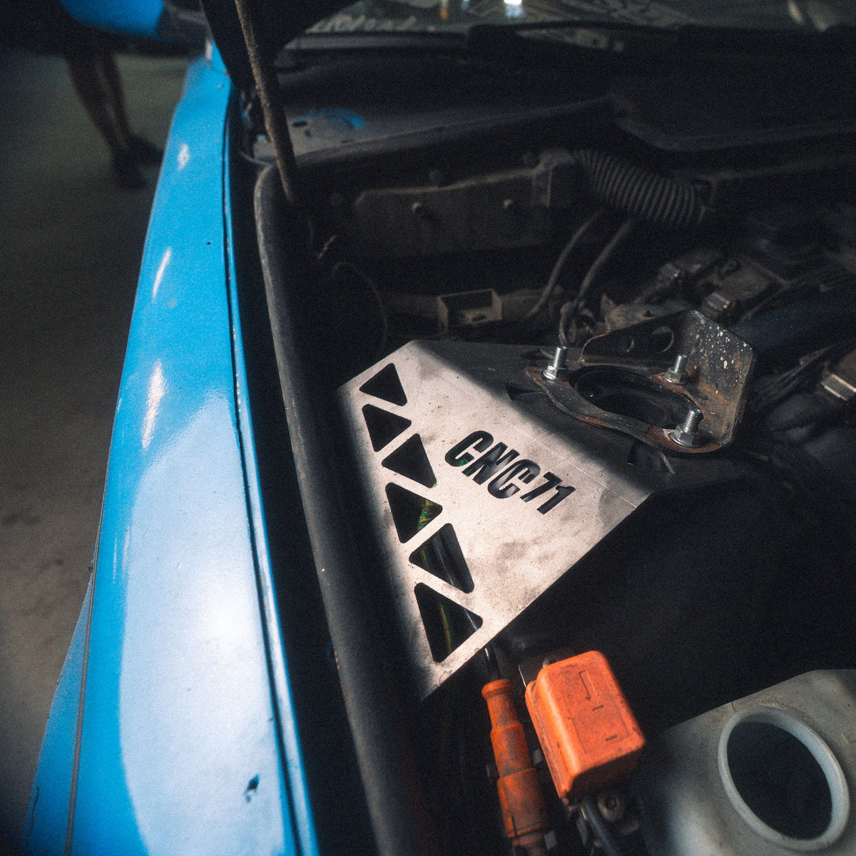 Refuerzos De Torreta Delantera CNC71 Para Bmw E36