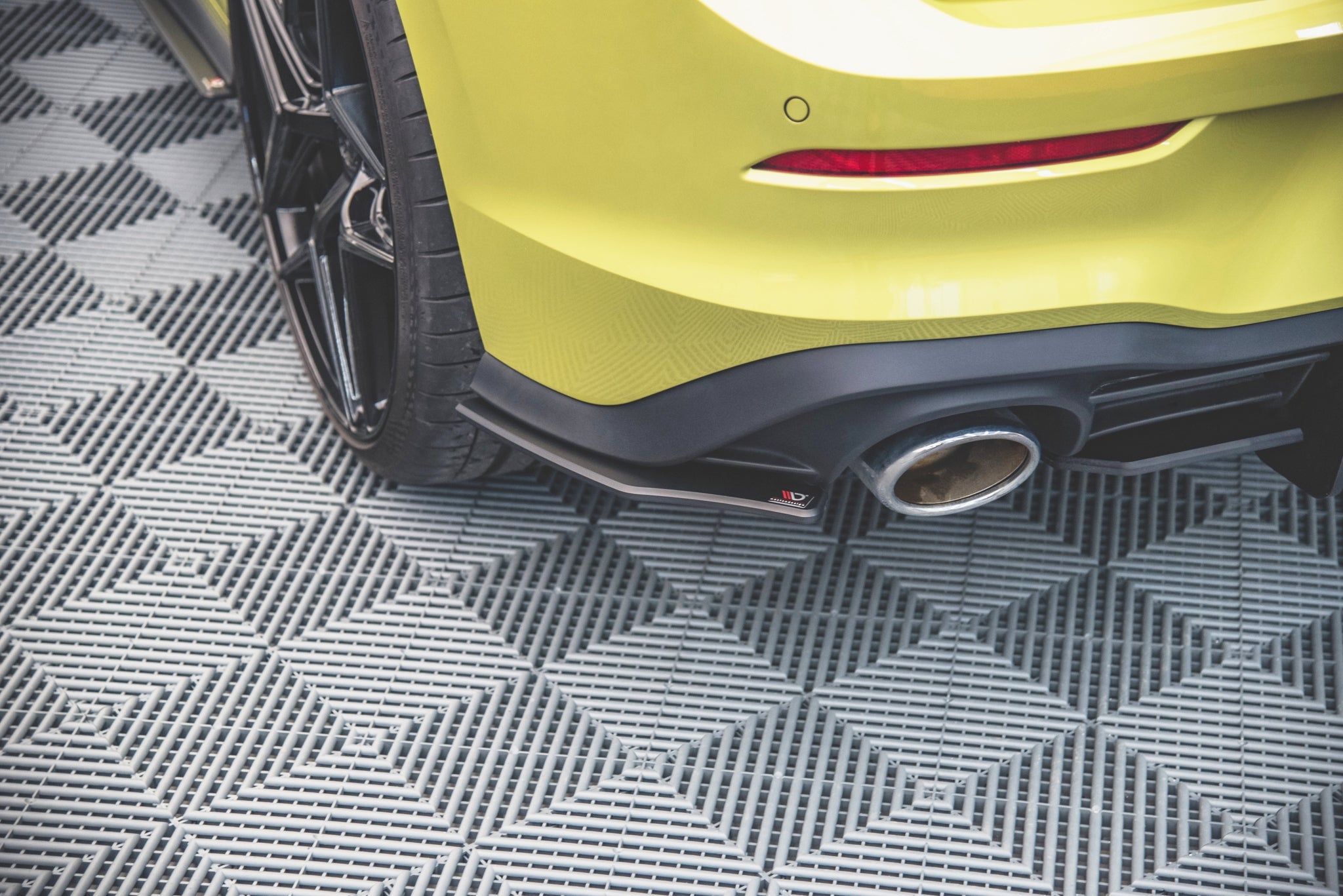 Splitters laterales traseros Street Pro Volkswagen Golf GTI Clubsport Mk8