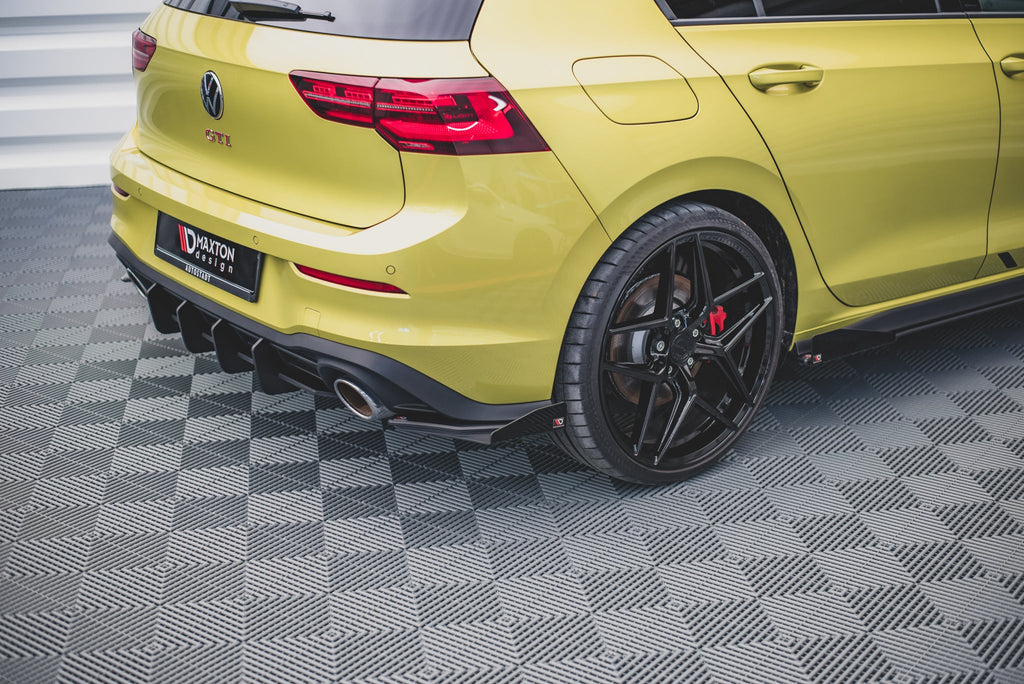 Splitters laterales traseros Street Pro + Flaps Volkswagen Golf GTI Clubsport Mk8