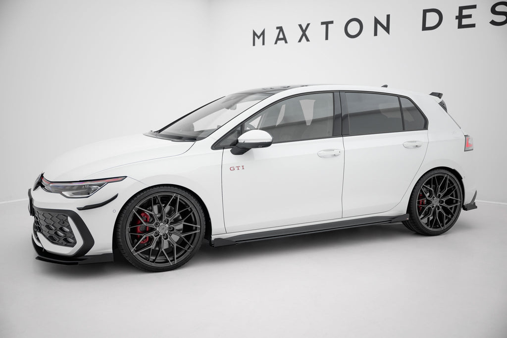 Taloneras Street Pro + Flaps Volkswagen Golf GTI / GTE / GTI Clubsport / R-Line Mk8