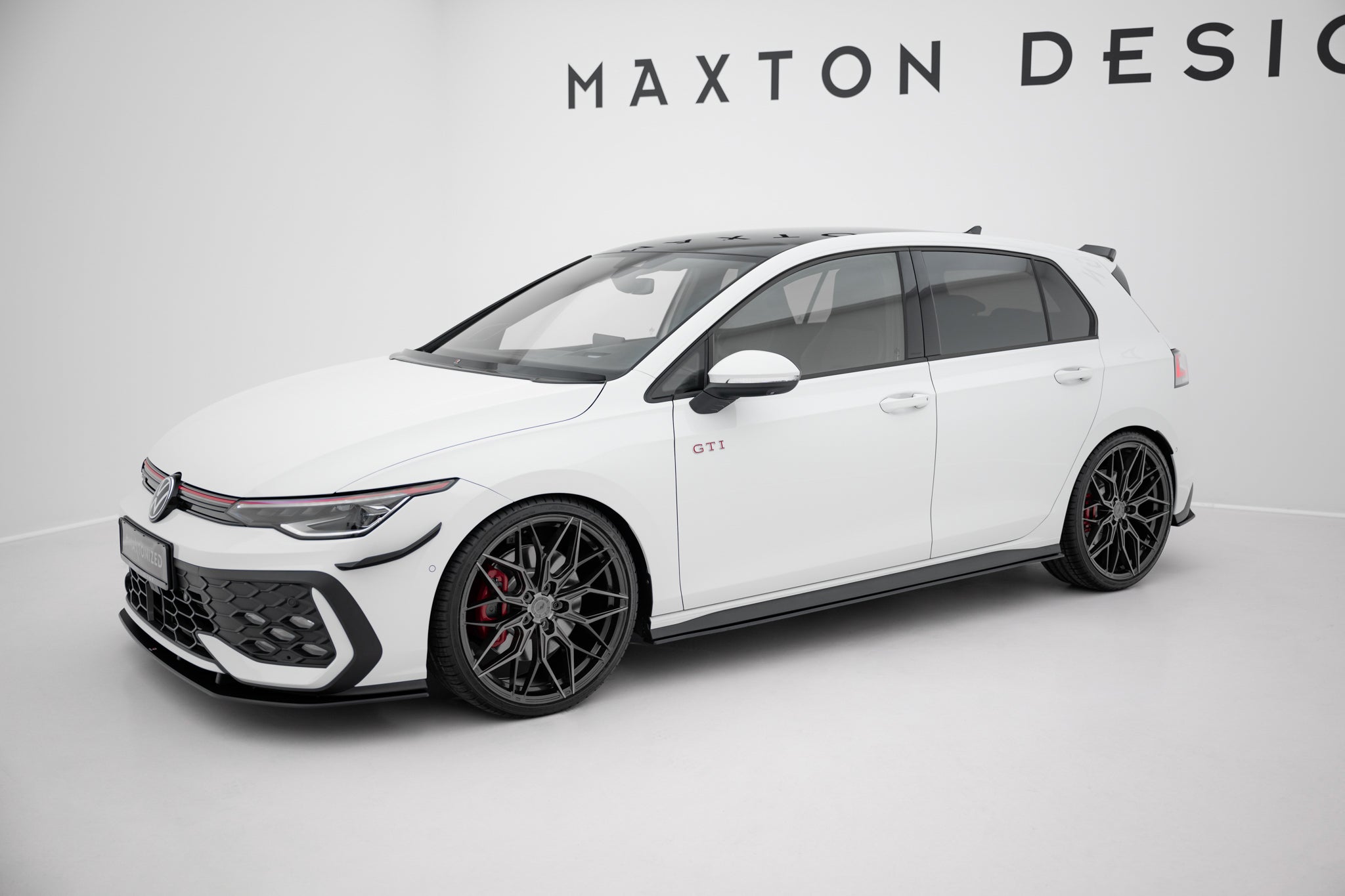 Taloneras Street Pro Volkswagen Golf Mk8 GTI / GTE / GTI Clubsport / R-Line
