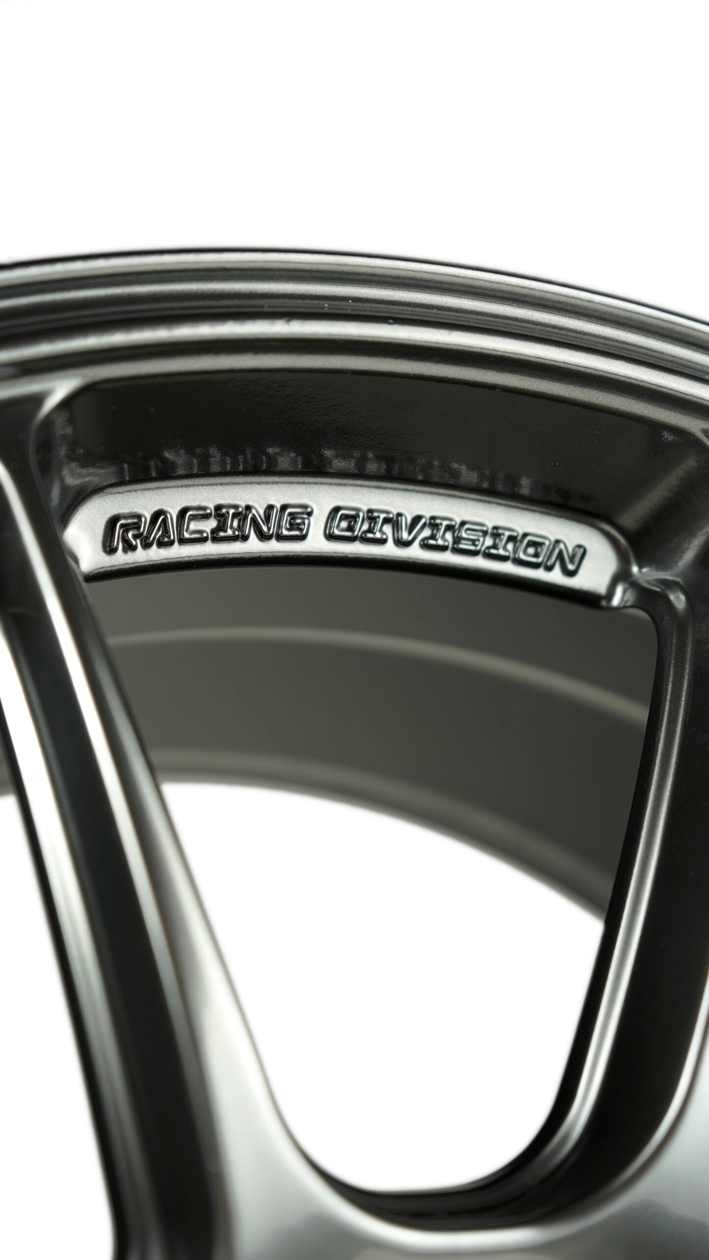 Llantas Racing Division VR5 19″