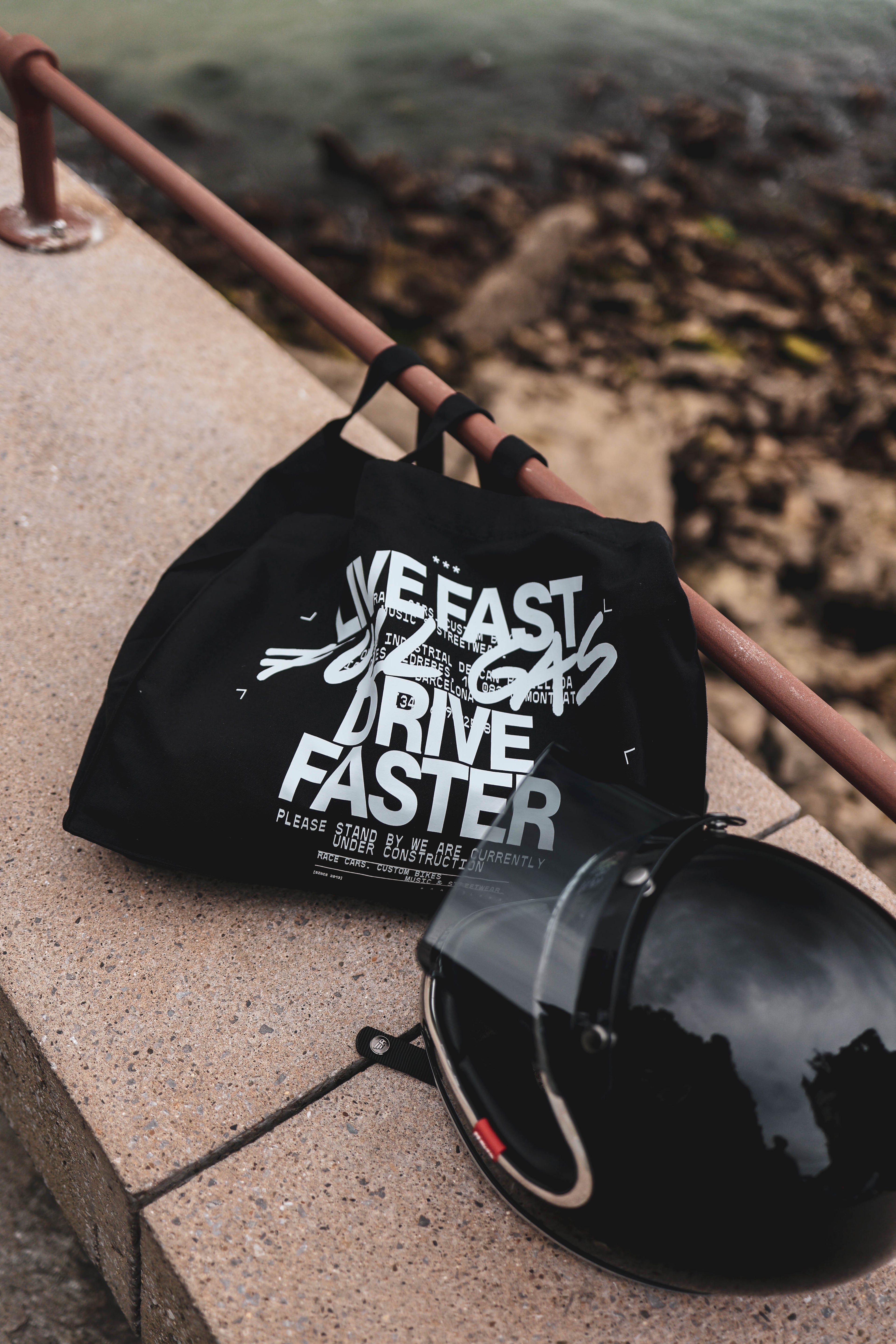 TOTE BAG FULL GAS UNDER CONSTRUCTION - FULL GAS