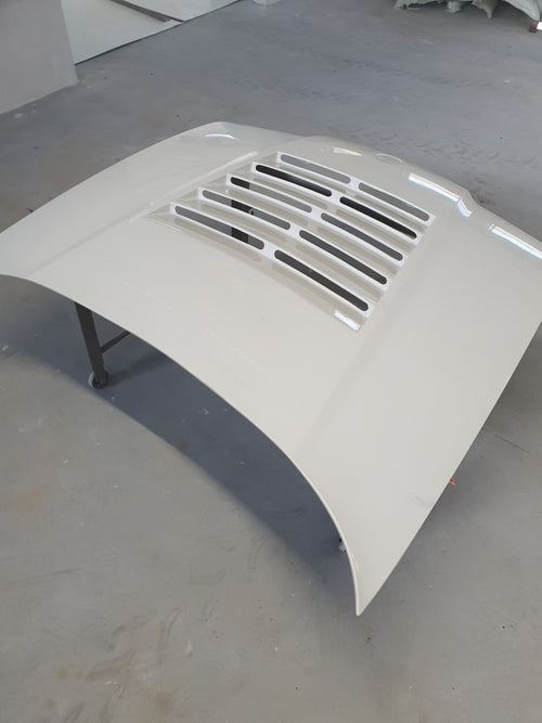 CAPÓ DE FIBRA VENTILADO PARA E36 SEDAN / COMPACT / TOURING - FULL GAS