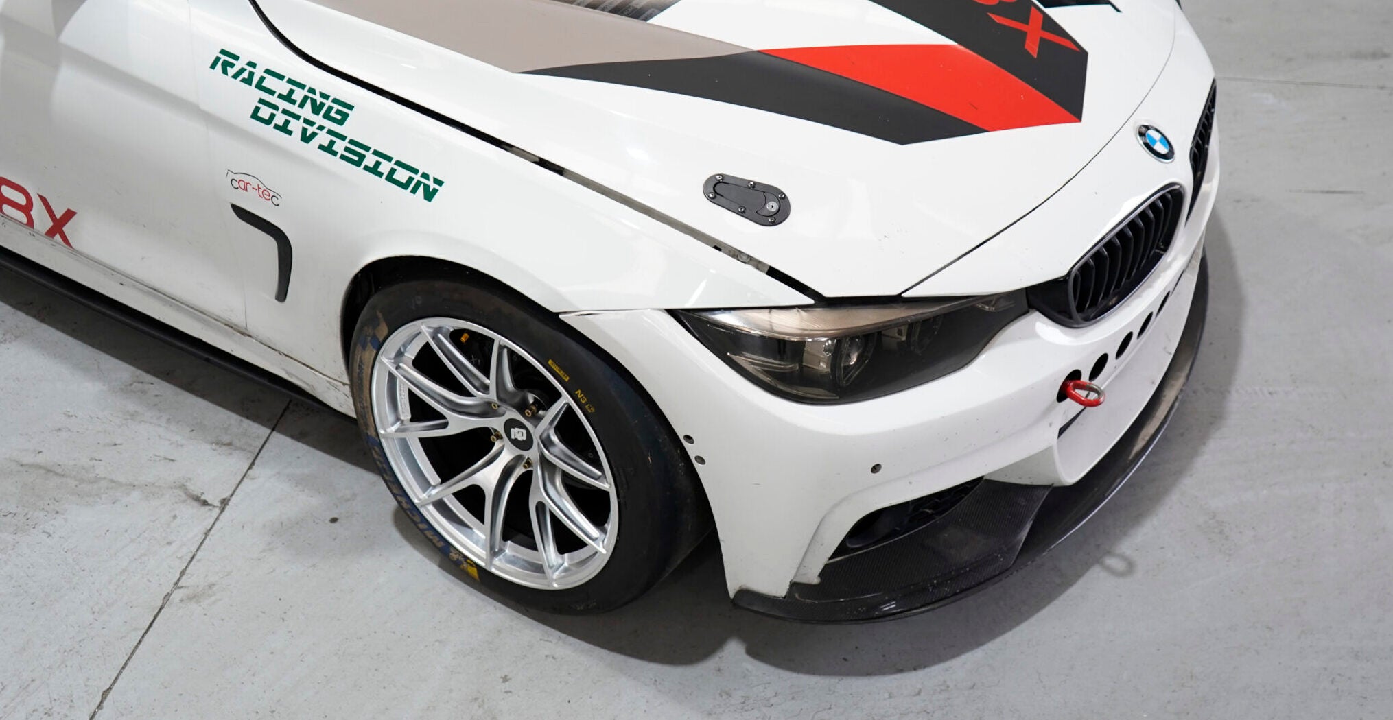 Llantas Racing Division PISTA 18″ BMW M-SPEC