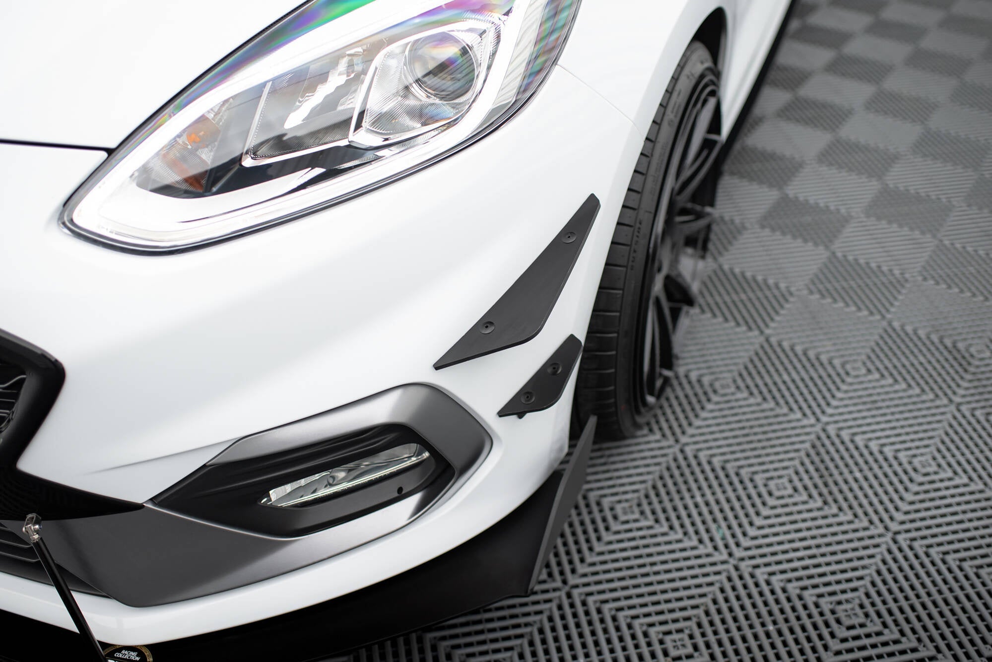 Canards (deflectores delantero parachoques) Ford Fiesta Mk8 ST / ST-Line