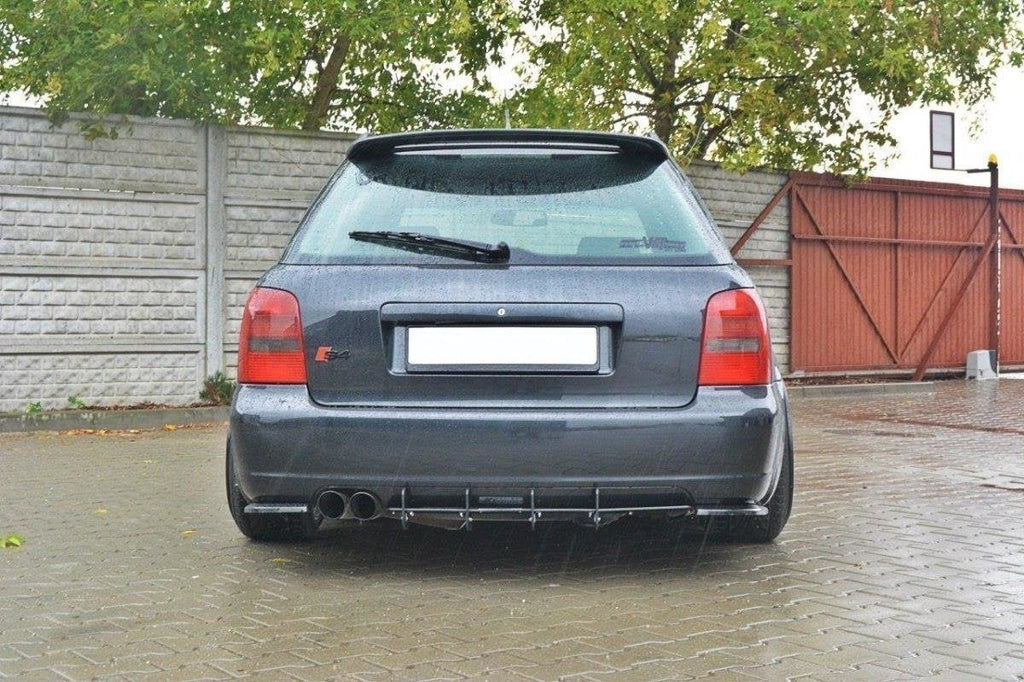 Difusor trasero AUDI S4 B5 Avant