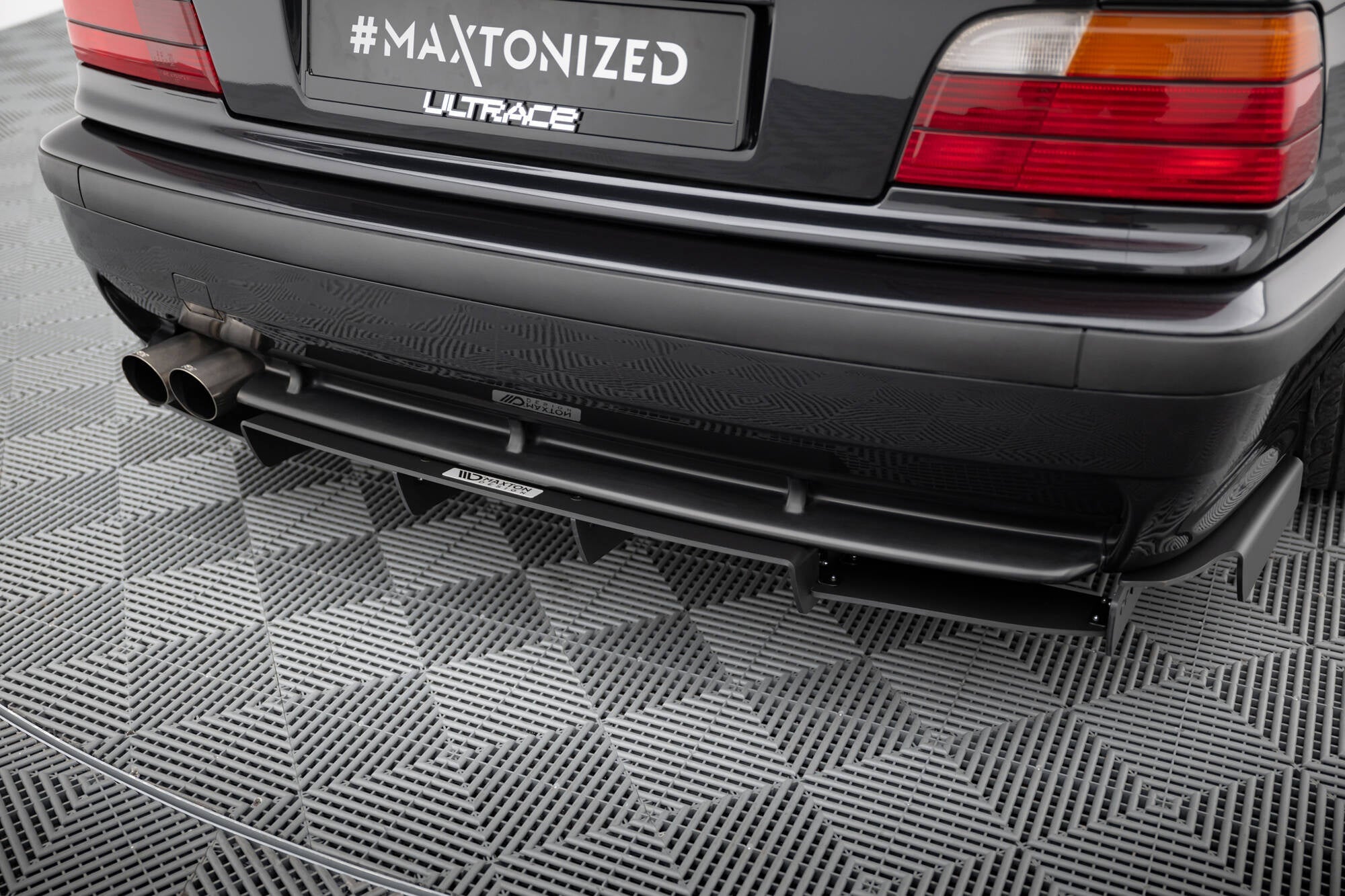 Difusor trasero BMW M3 / Serie 3 M-Pack E36 Coupé