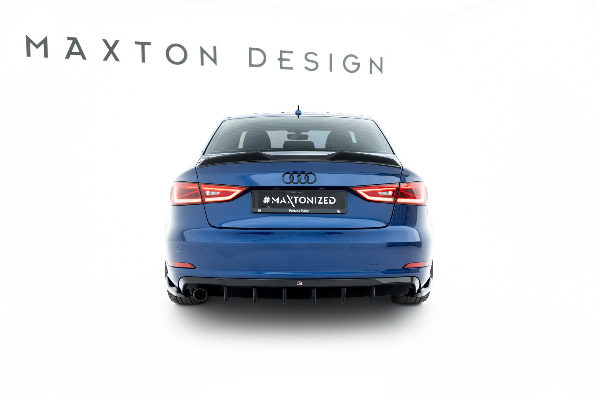 Difusor Audi A3 Berlina 8V (versión con salida de escape simple en un lado)
