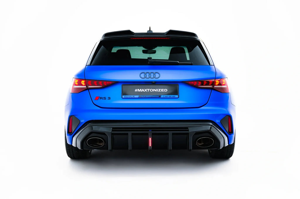Difusor Audi RS3 Sportback 8Y Facelift (versión con luz LED)