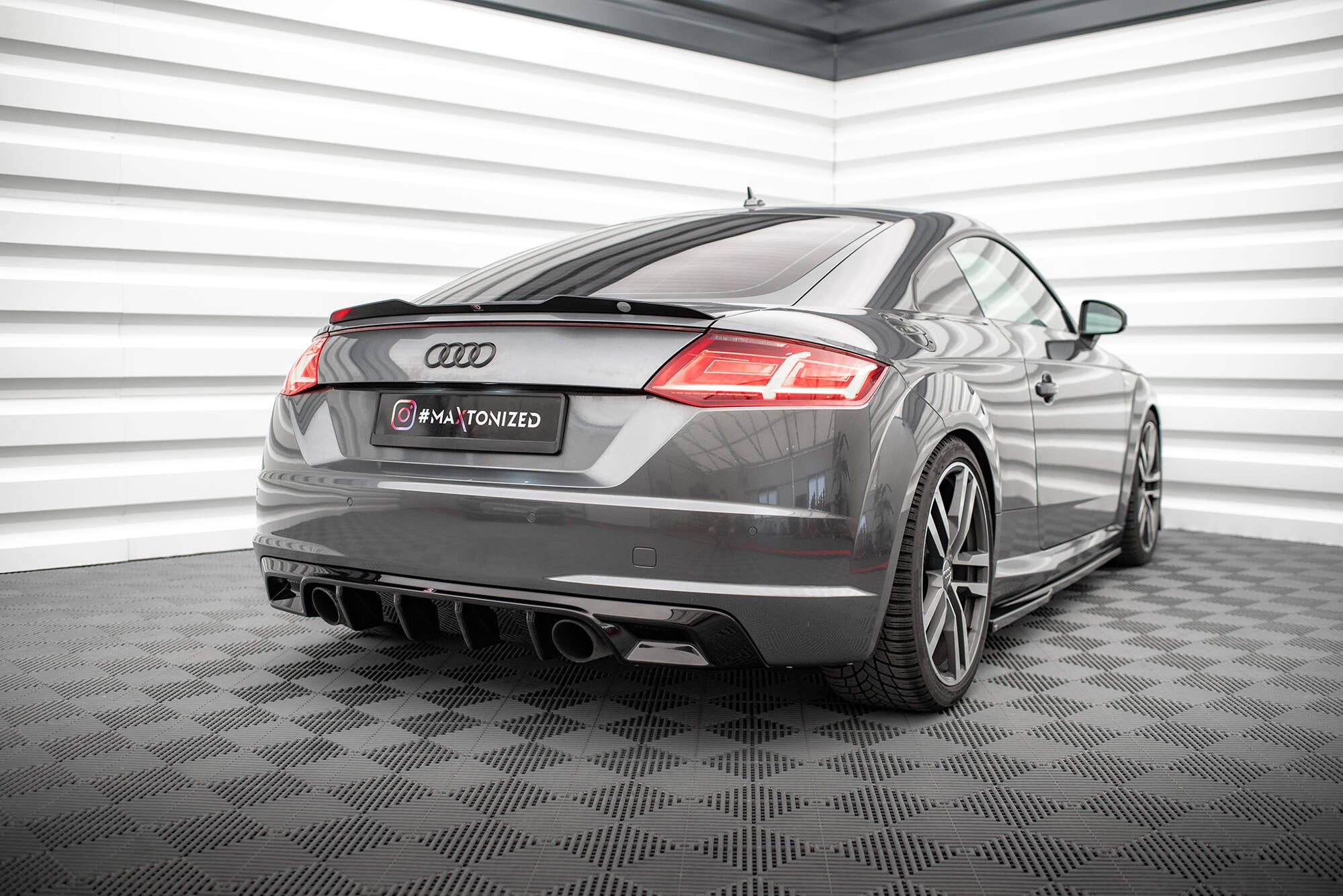 Difusor Audi TT S-Line 8S