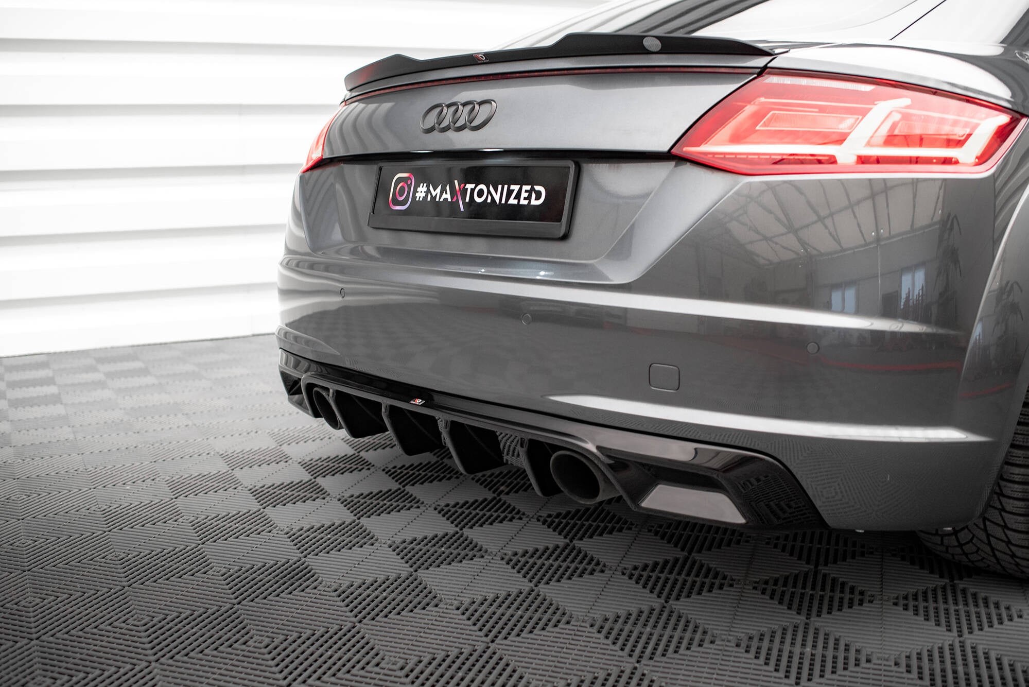 Difusor Audi TT S-Line 8S