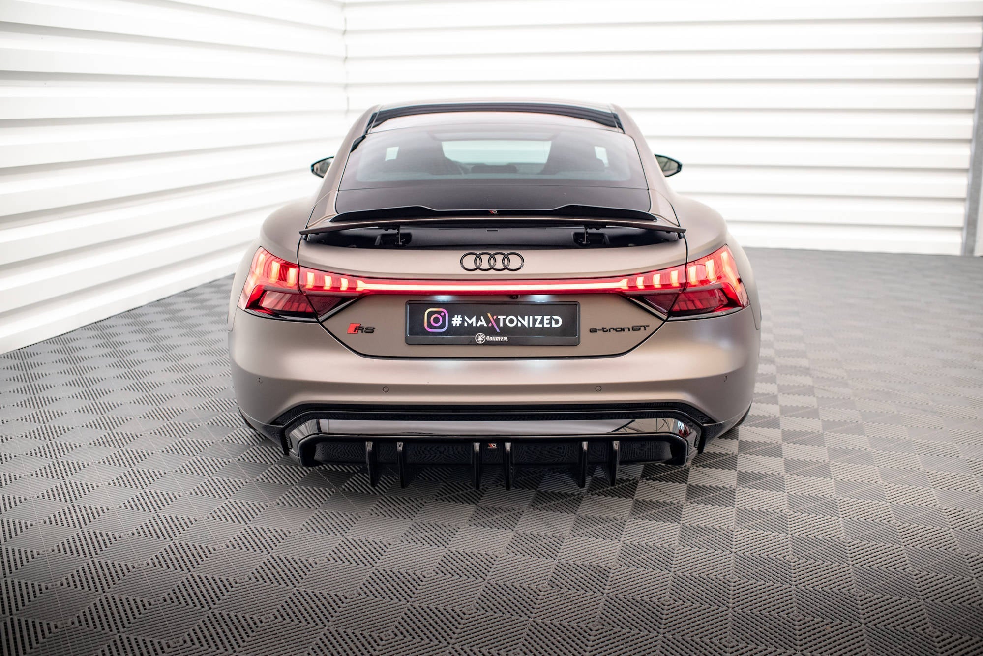 Difusor Audi e-Tron GT / RS GT Mk1