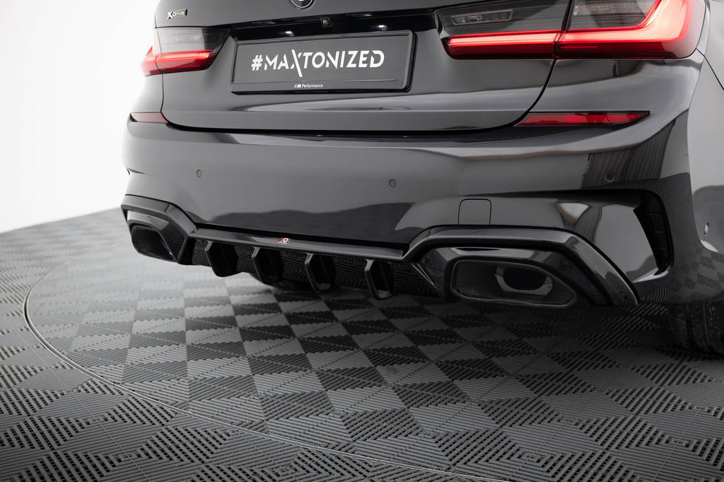 BMW M340i G20 G21 diffuser compatible with towbar