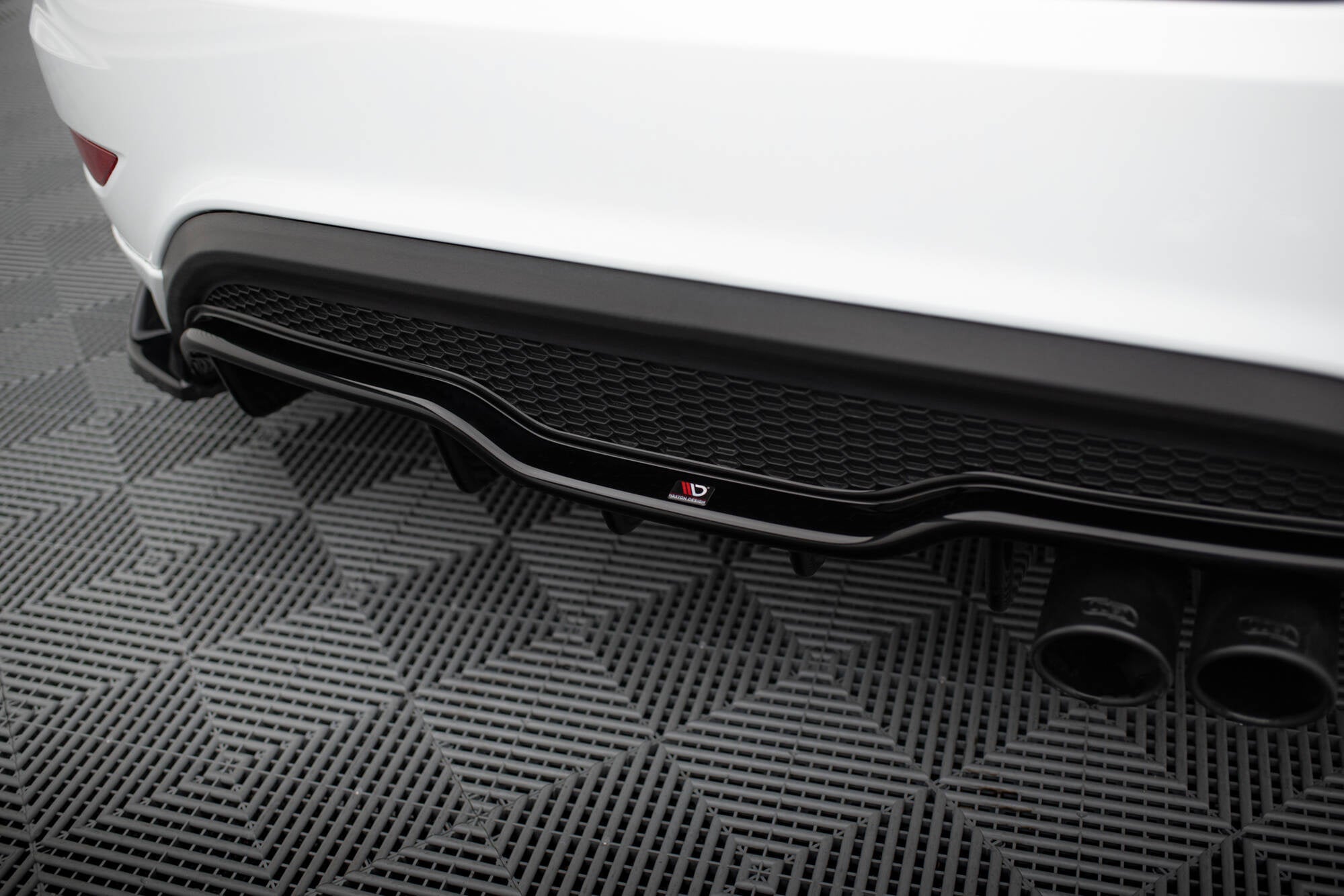 Difusor Ford Fiesta ST Mk7 Facelift (versión 3 puertas)