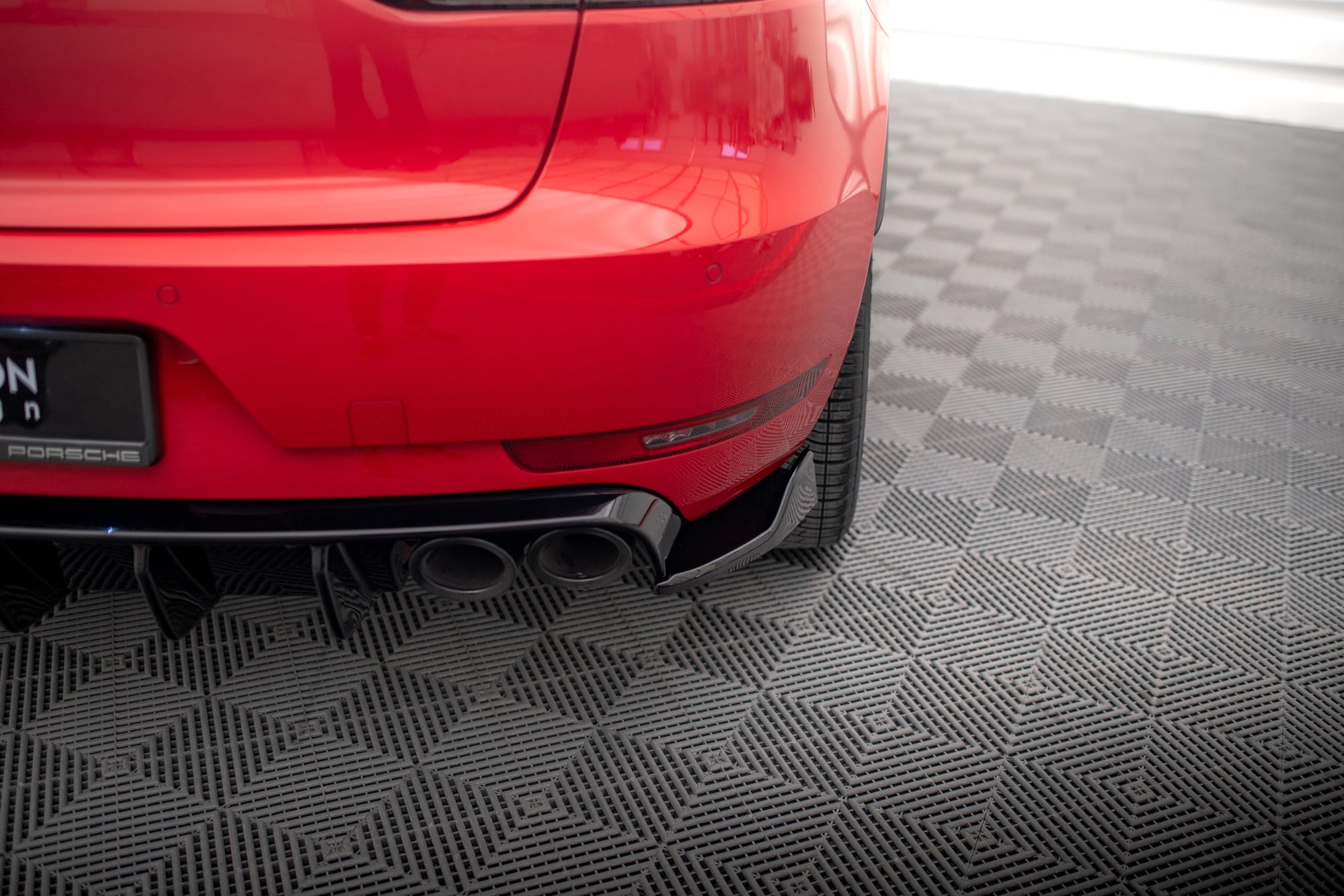 Difusor Porsche Macan GTS / Sport Design Mk1 Facelift