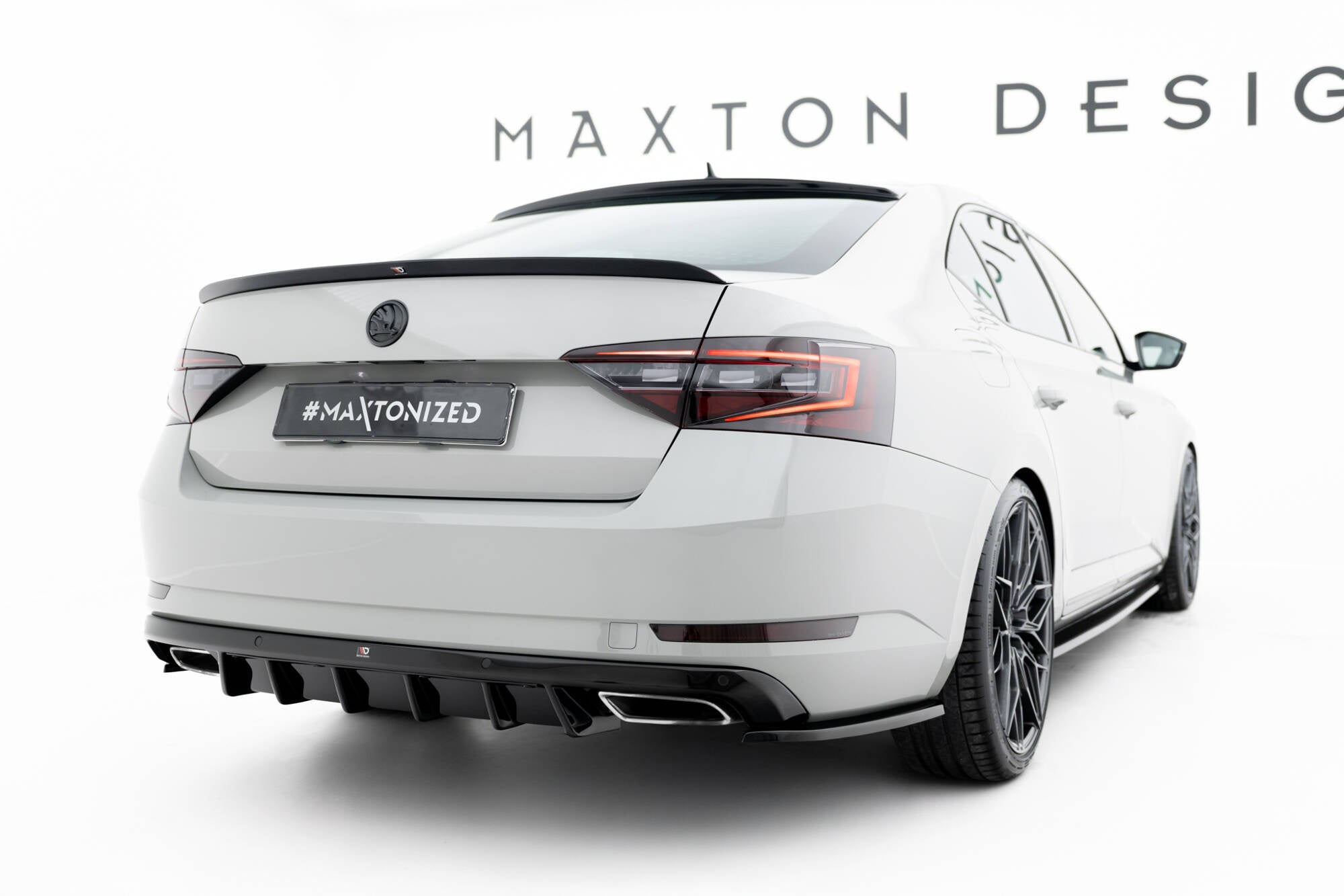 Difusor Skoda Superb Mk3 Liftback / Familiar