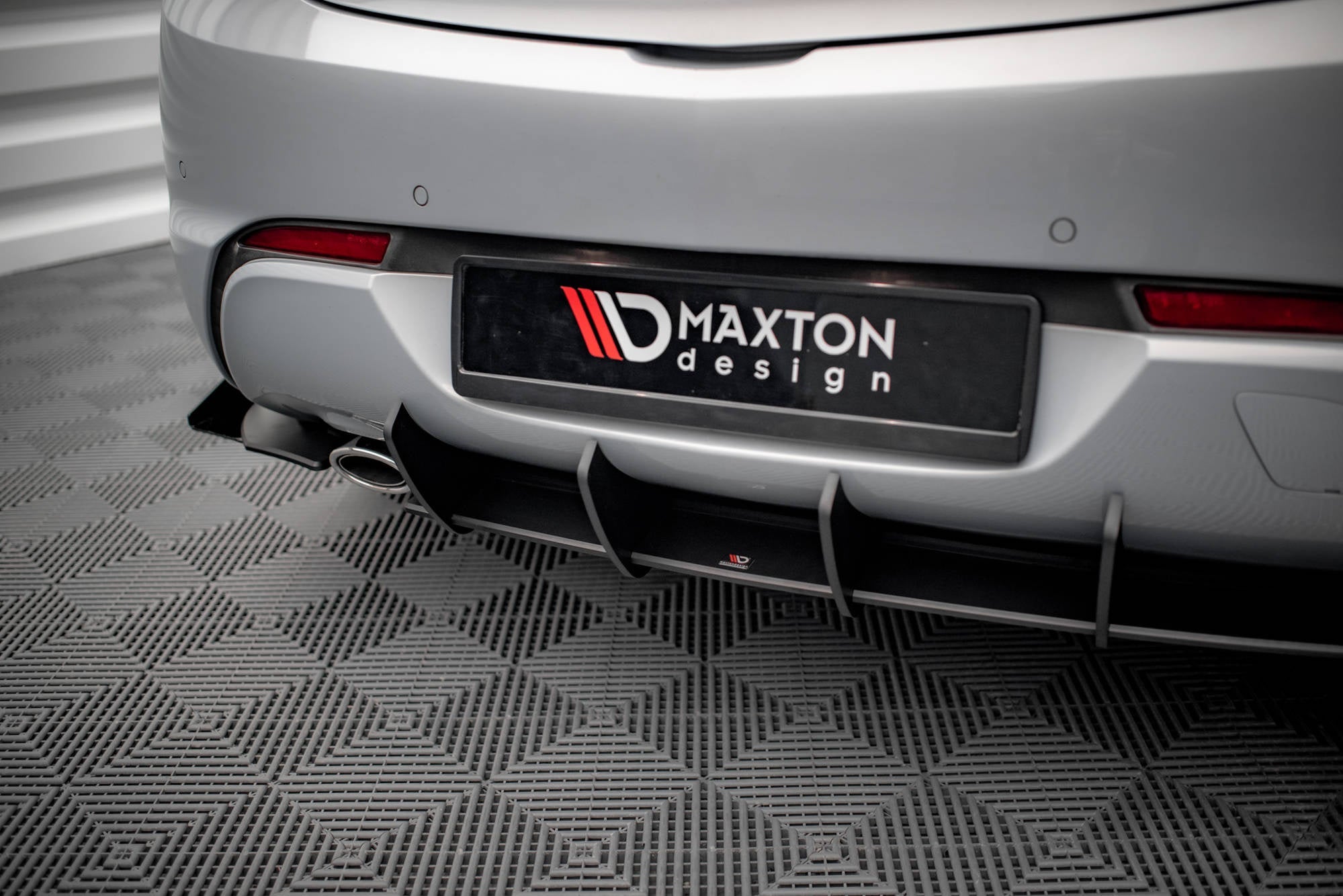 añadido trasero Street Pro + Flaps Opel Astra GTC OPC-Line J