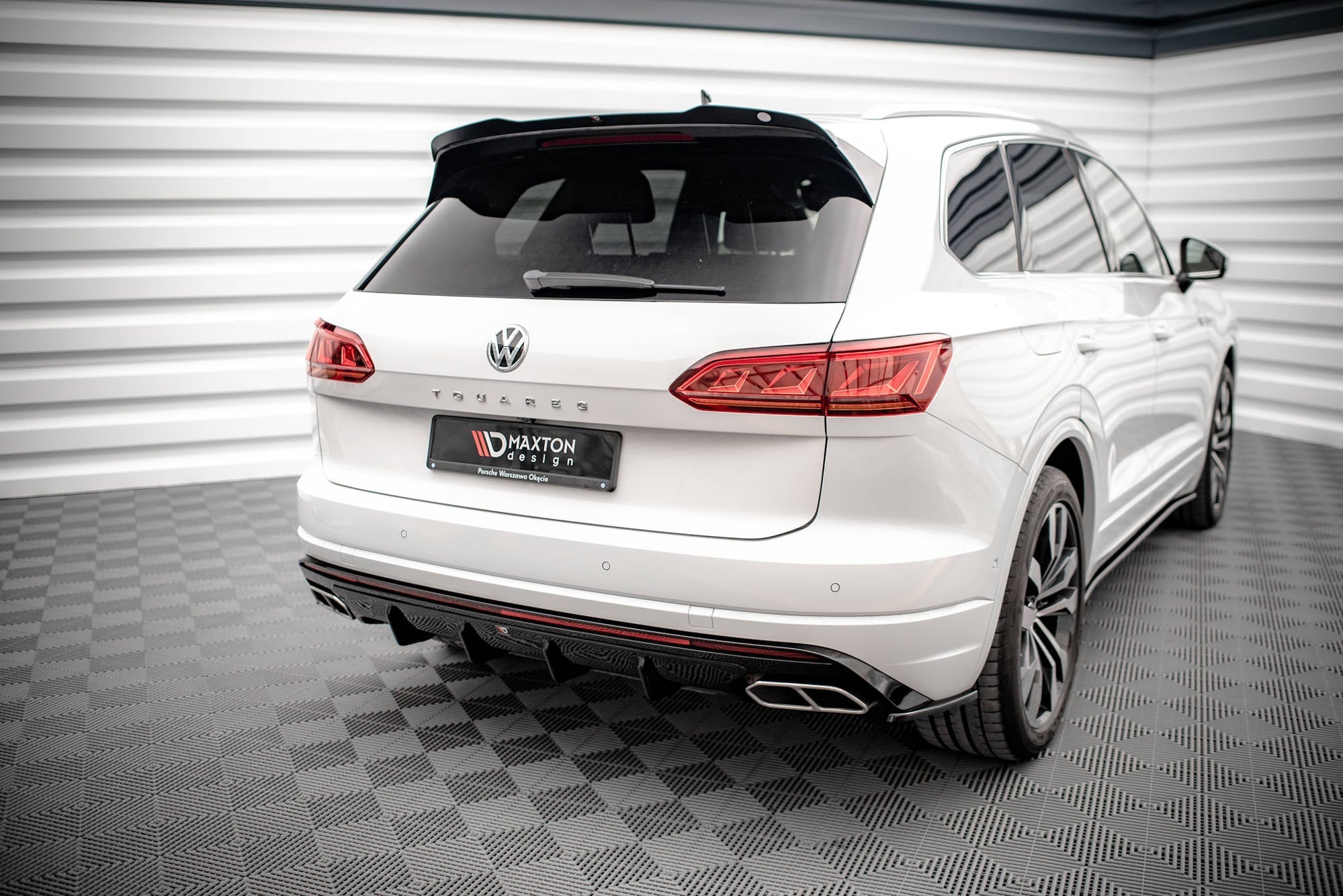 Difusor Volkswagen Touareg R-line Mk3