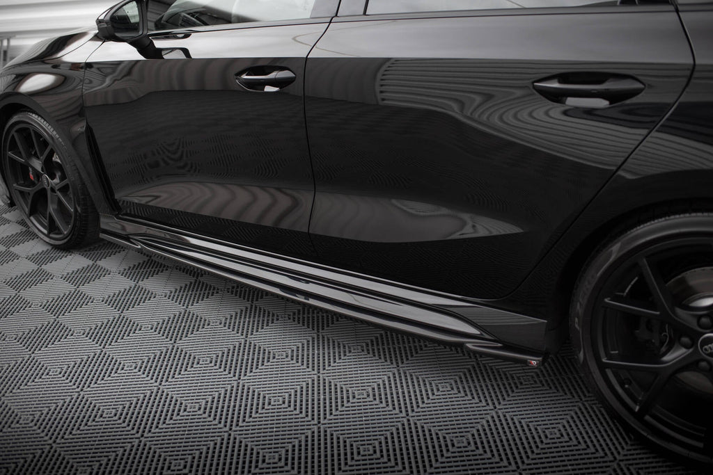 Audi RS3 Sportback 8Y Side Skirts