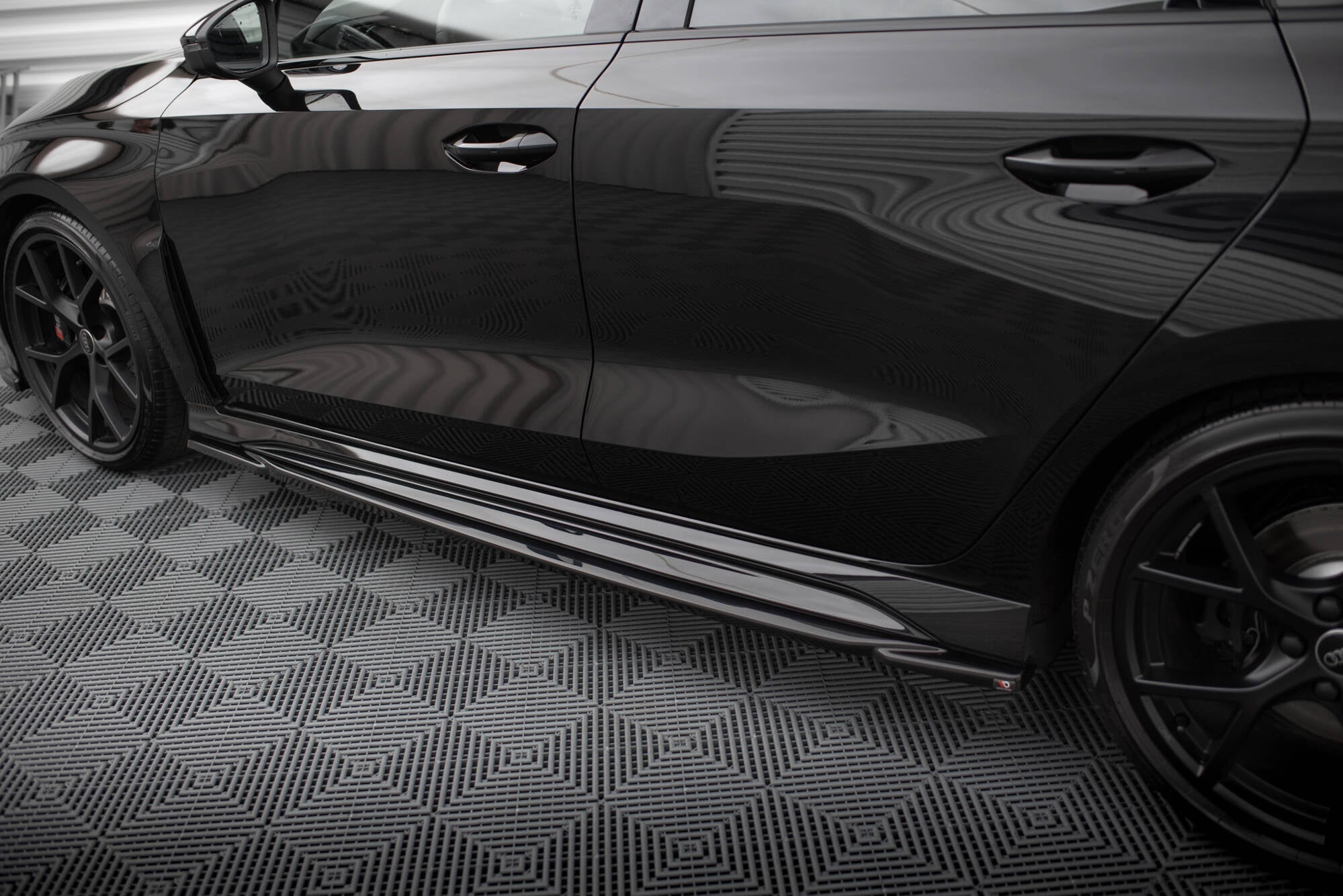 Taloneras Audi RS3 Sportback 8Y