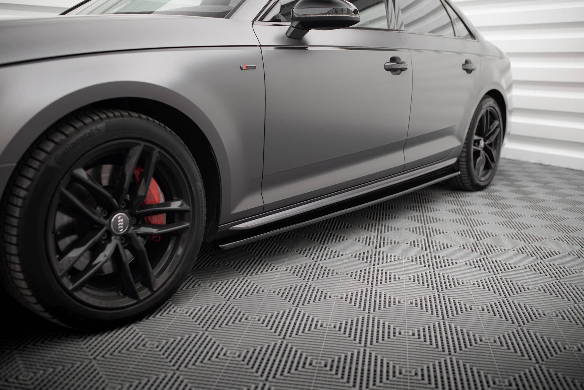 Taloneras Audi S4 / A4 S-Line / A4 Competition B9