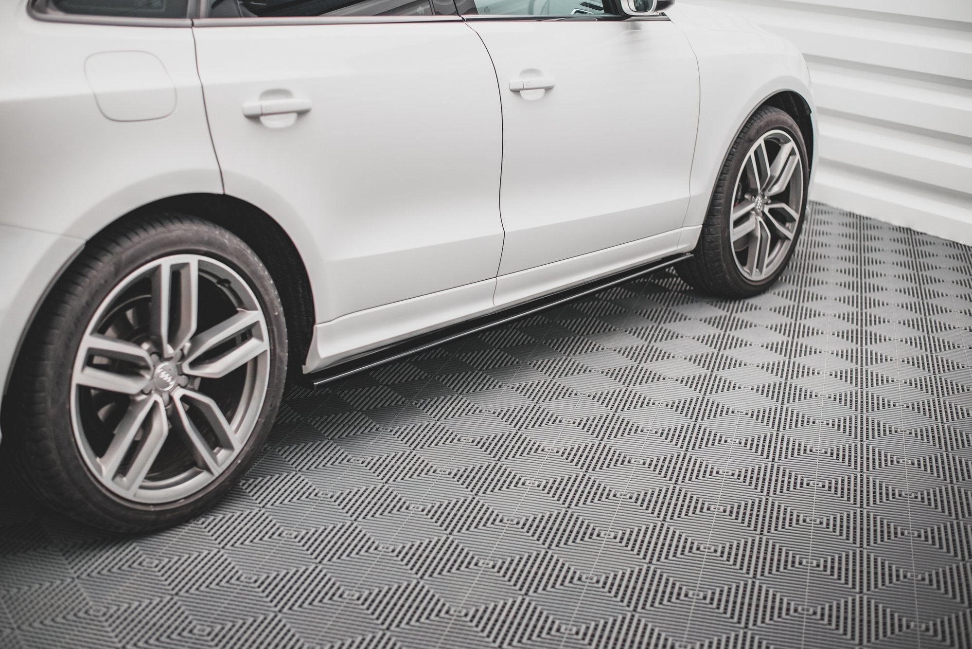 Taloneras Audi SQ5 / Q5 S-Line Mk1 (8R)