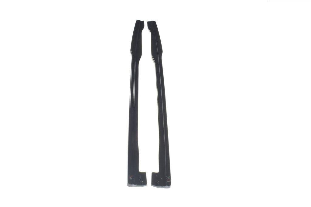 Audi TT RS 8S Side Skirts