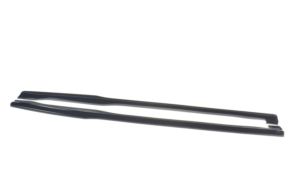 Audi TT RS 8S Side Skirts