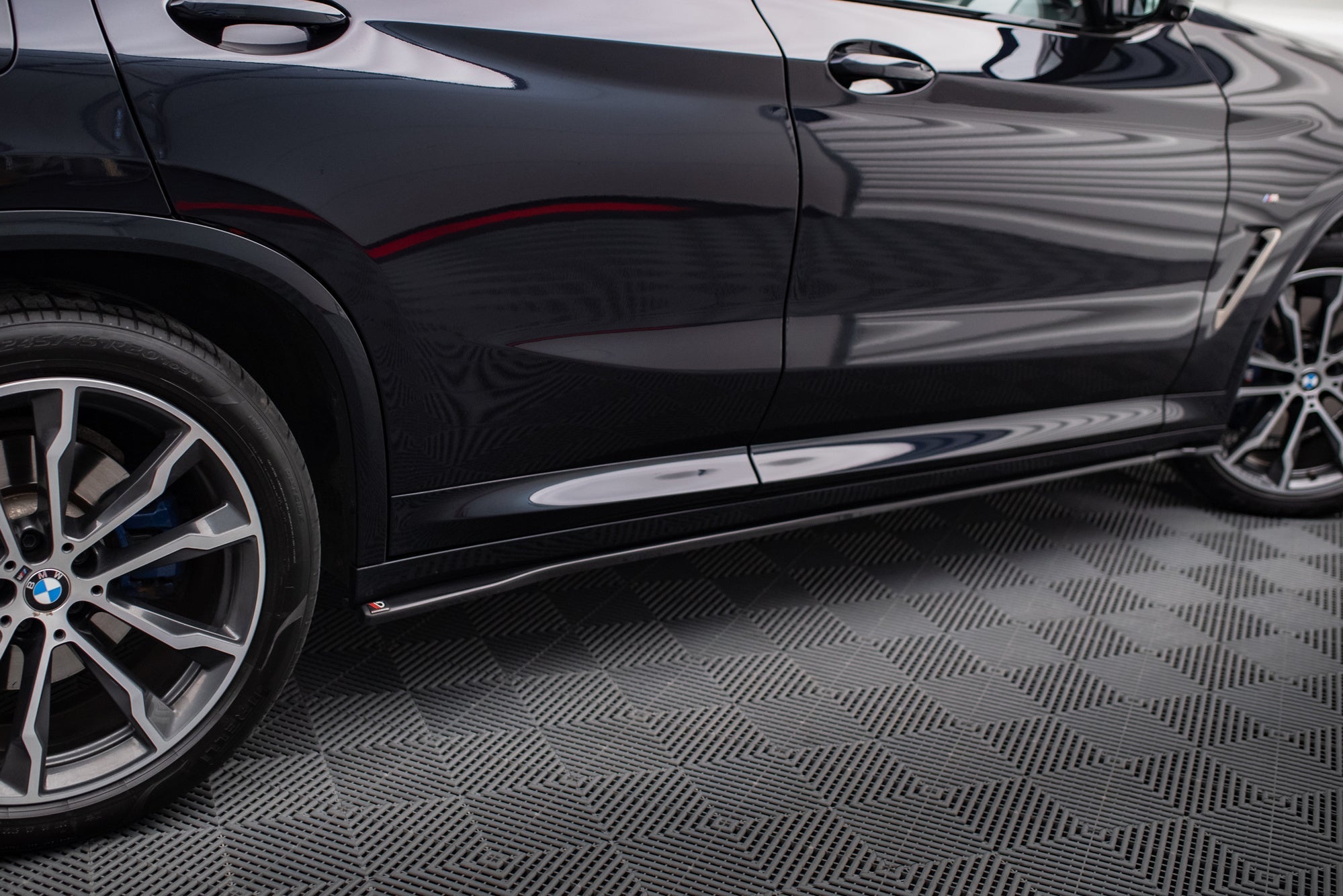 Taloneras BMW X4 M-Pack G02