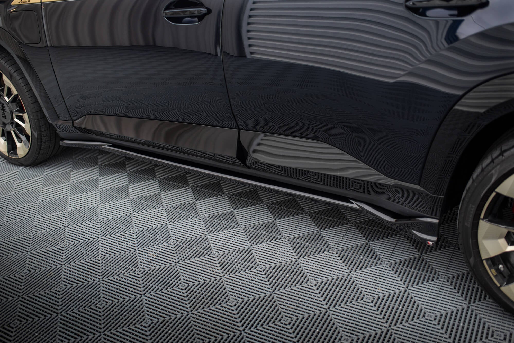 Taloneras BMW XM G09