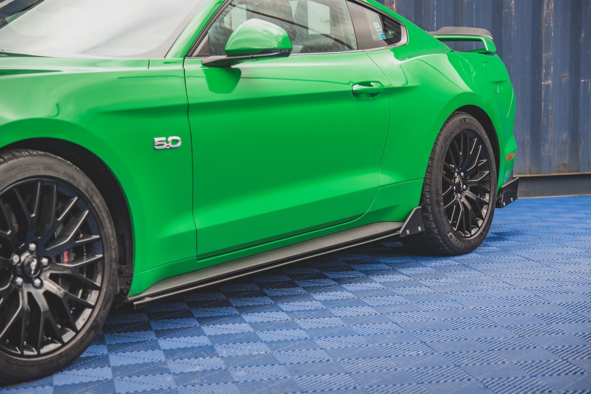 Taloneras + Flaps Ford Mustang GT Mk6 Facelift