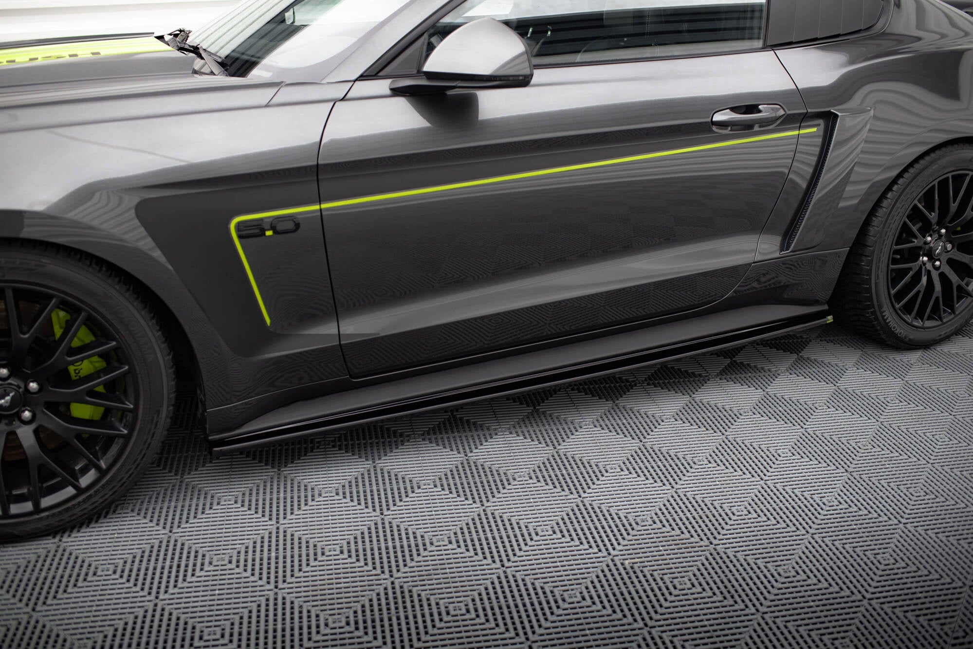 Taloneras Ford Mustang GT Mk6