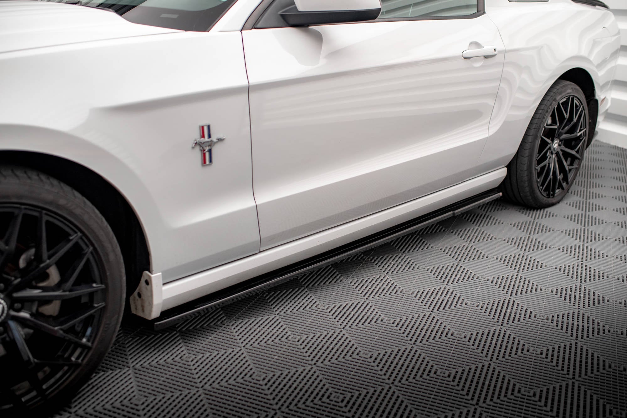 Taloneras Ford Mustang Mk5 Facelift