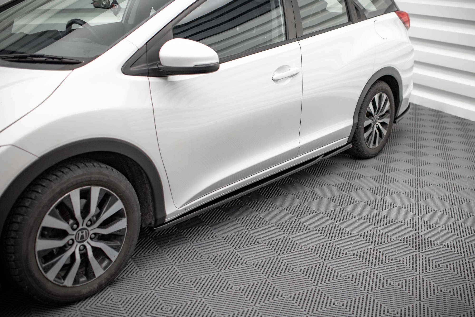 Taloneras Honda Civic Mk9