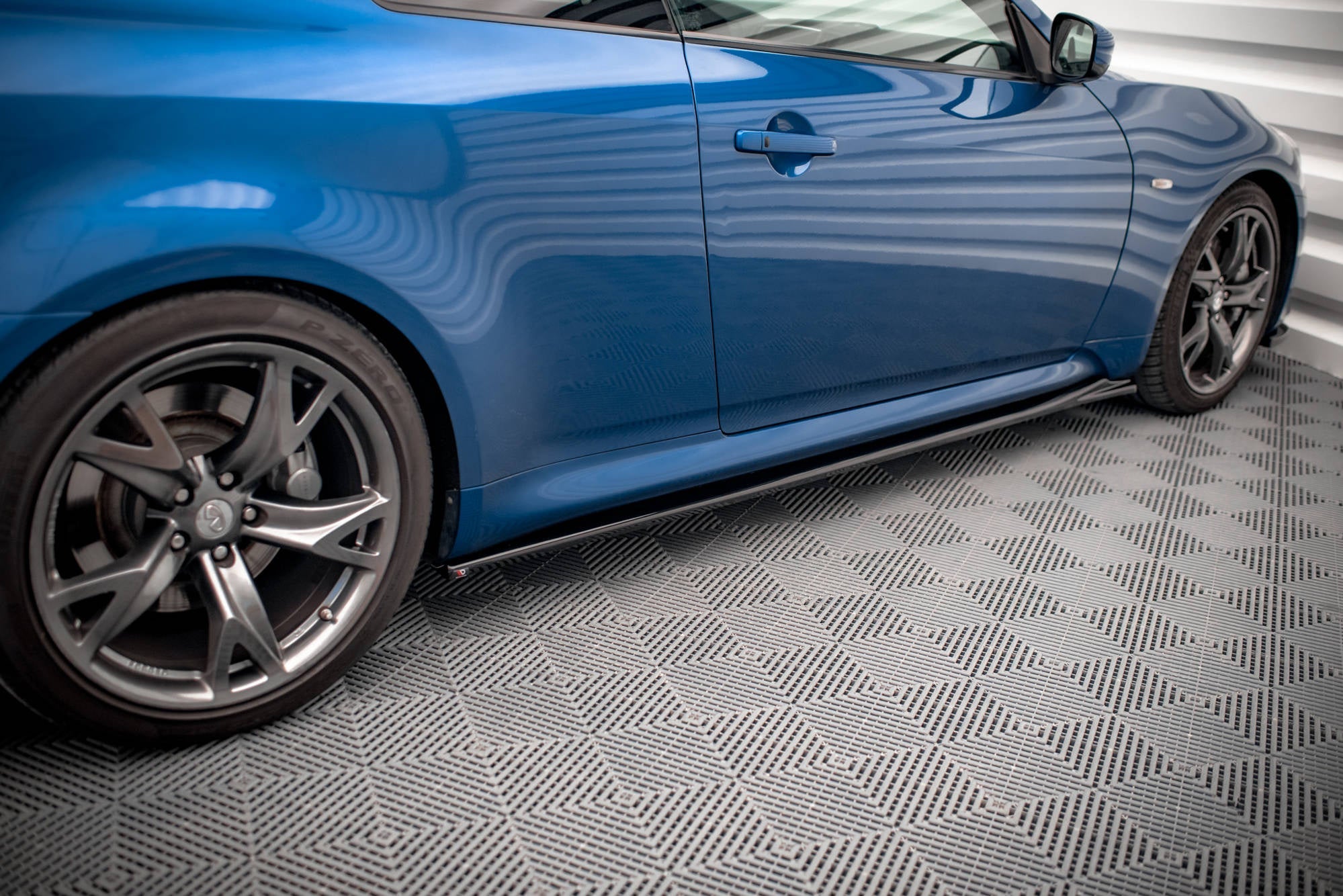Taloneras Infiniti G37 Coupé