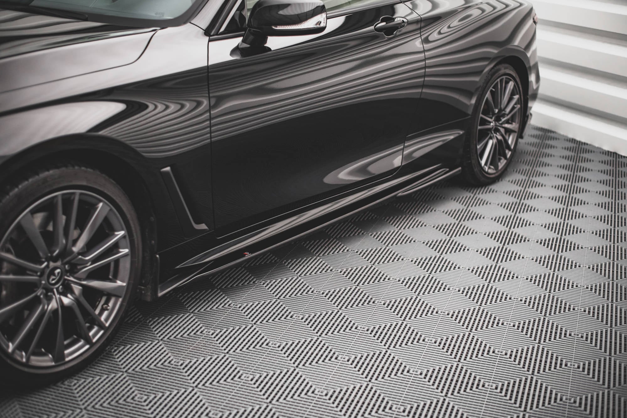 Taloneras Infiniti Q60 S Mk2