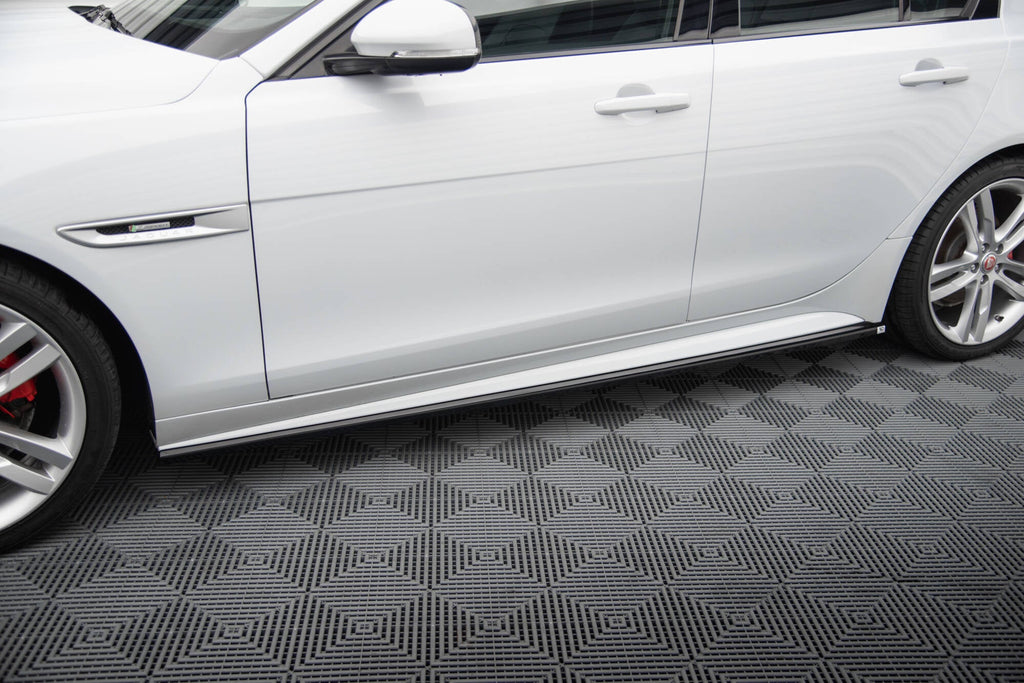 Taloneras Jaguar XE R-Sport X760