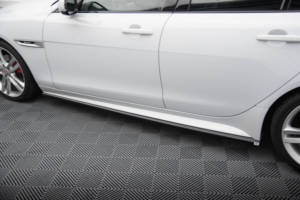 Taloneras Jaguar XE R-Sport X760