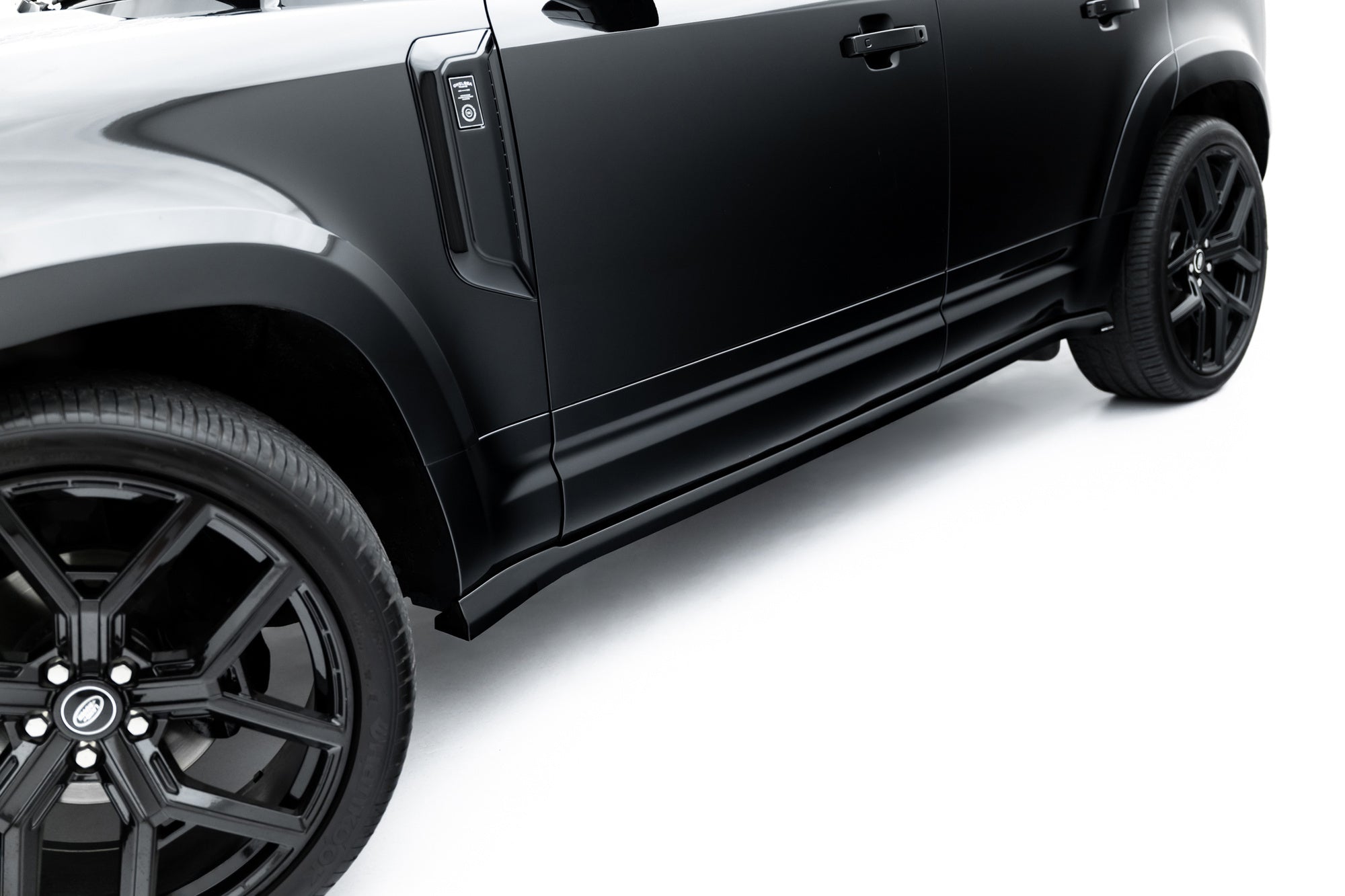 Taloneras Land Rover Defender 110 Mk4