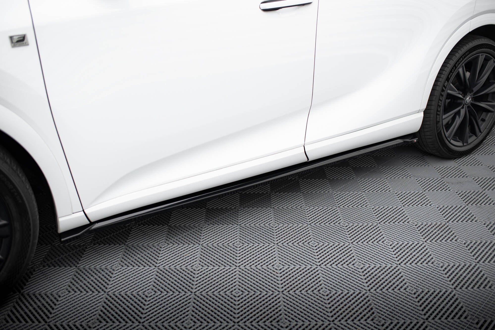 Taloneras Lexus RX F-Sport Mk5