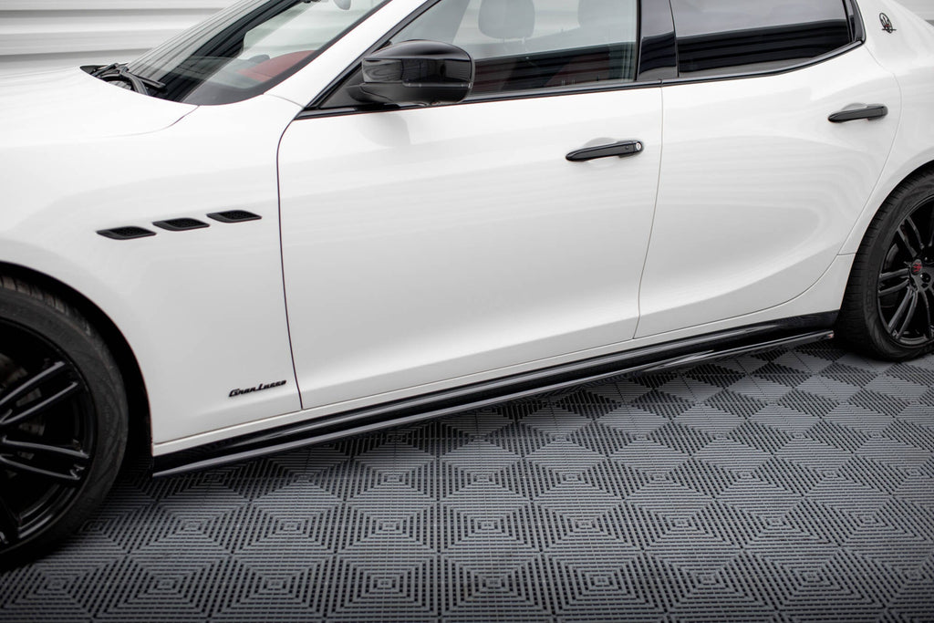 Maserati Ghibli Mk3 Facelift Side Skirts