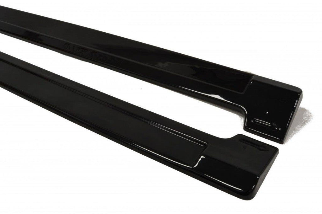 Mazda CX-7 mud flaps