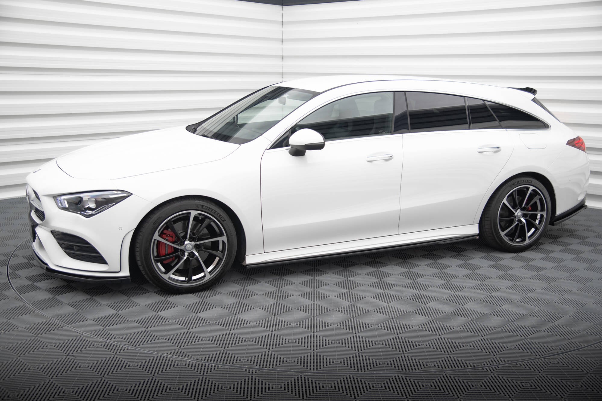 Taloneras Mercedes-Benz CLA AMG-Line C118