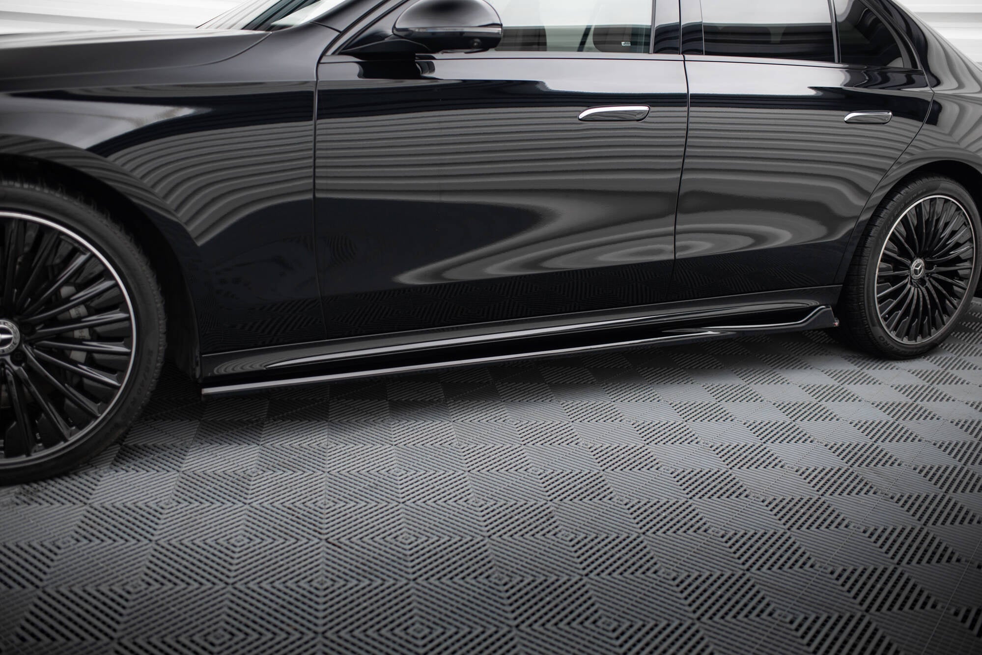 Taloneras Mercedes-Benz Clase E AMG-Line W214