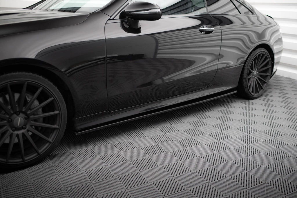 Heel guards Mercedes-Benz E-Class W213 Coupe (C238) / Cabrio (A238) AMG-Line / 53 AMG