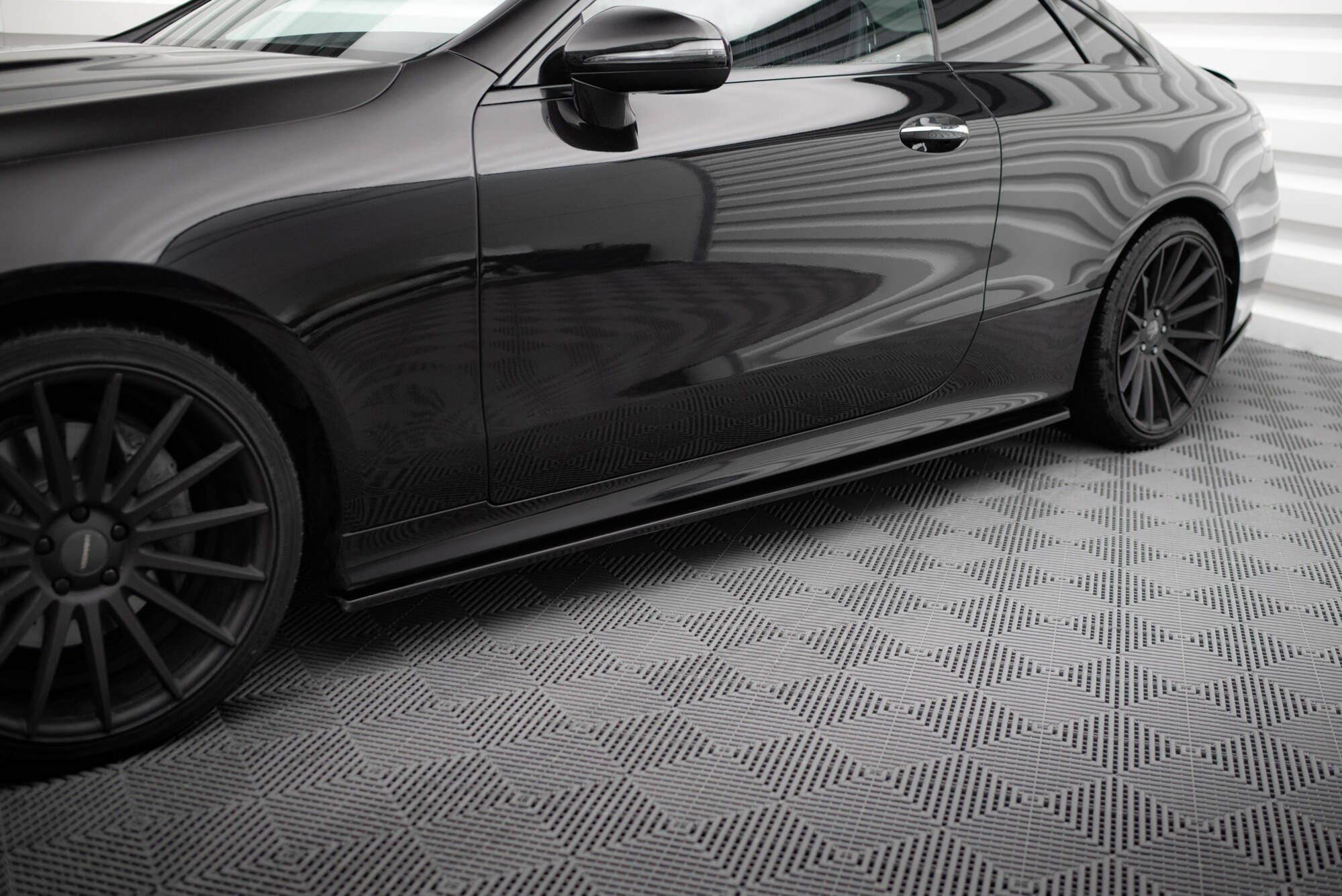 Taloneras Mercedes-Benz Clase E W213 Coupé (C238) / Cabrio (A238) AMG-Line / 53 AMG